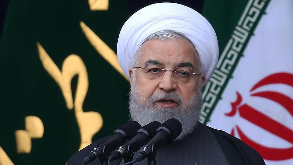 Prezident Ruhani ABŞ-ın sanksiyalarına münasibǝt bildirib
