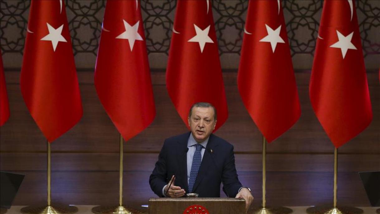 Presidente Erdogan approva firmato la riforma costituzionale