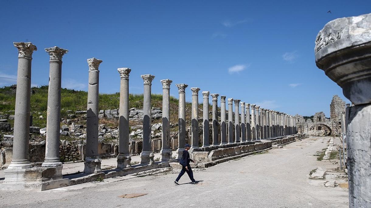 Antalya 1.jpg
