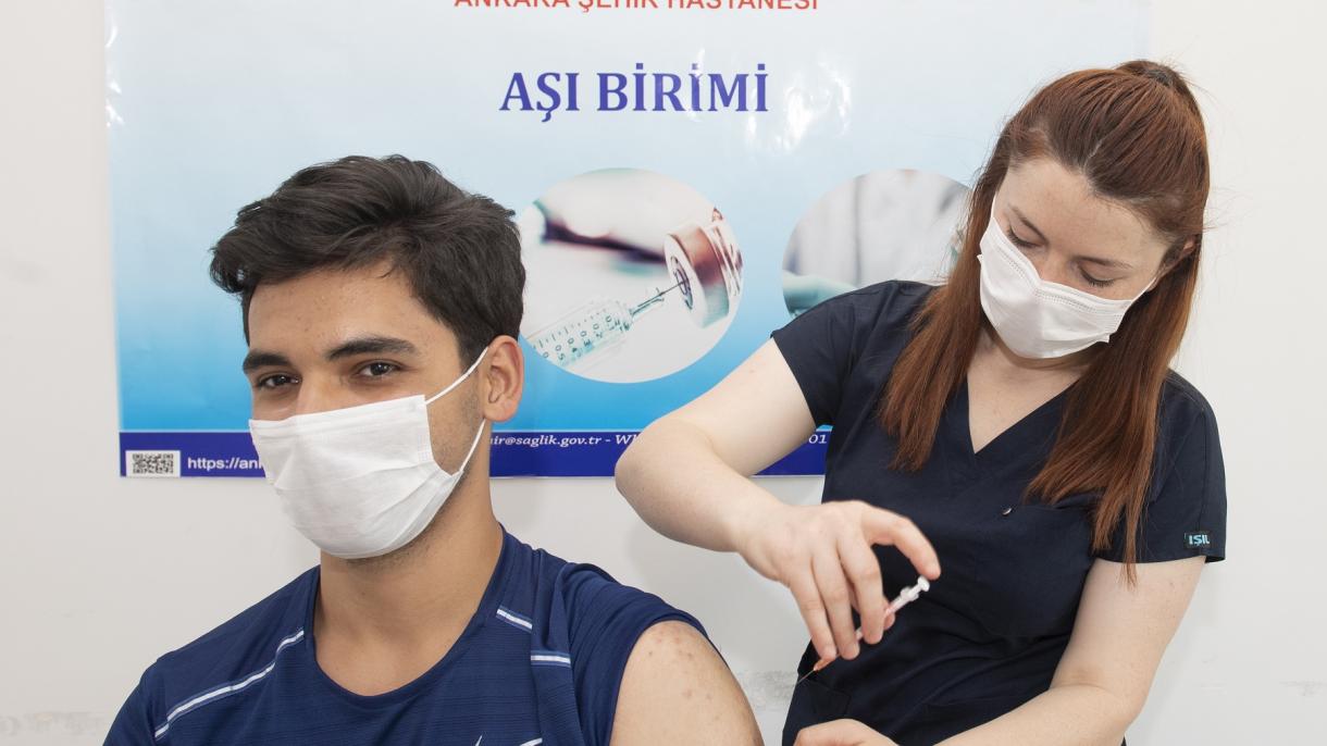 ایکی دوز واکسن وورولانلارین ساییسی ۱۵ میلیونو گئچدی