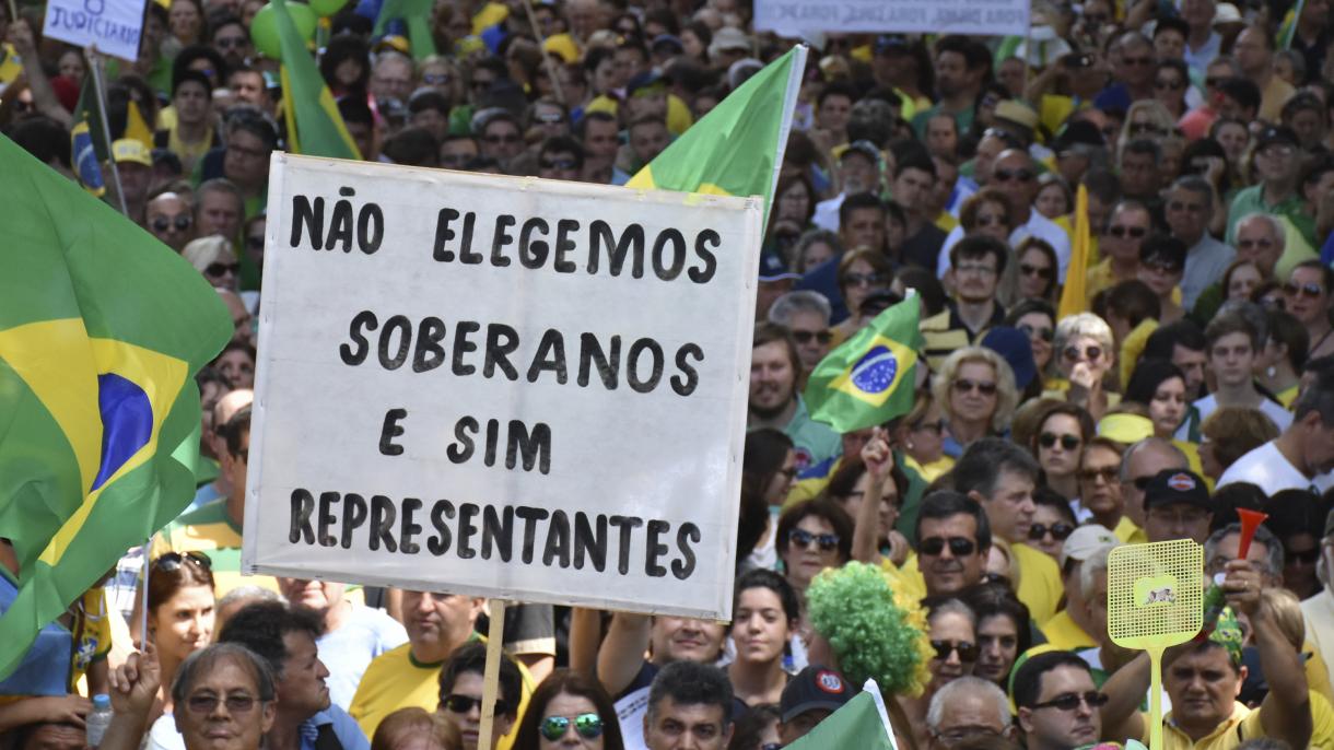Tribunal Supremo de Brasil suspende al presidente del Senado por corrupción