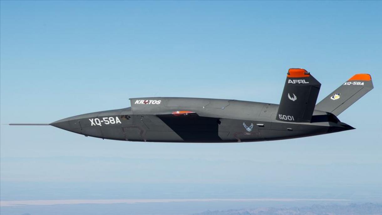 美国XQ-58A“战神婢女”无人战机首飞成功