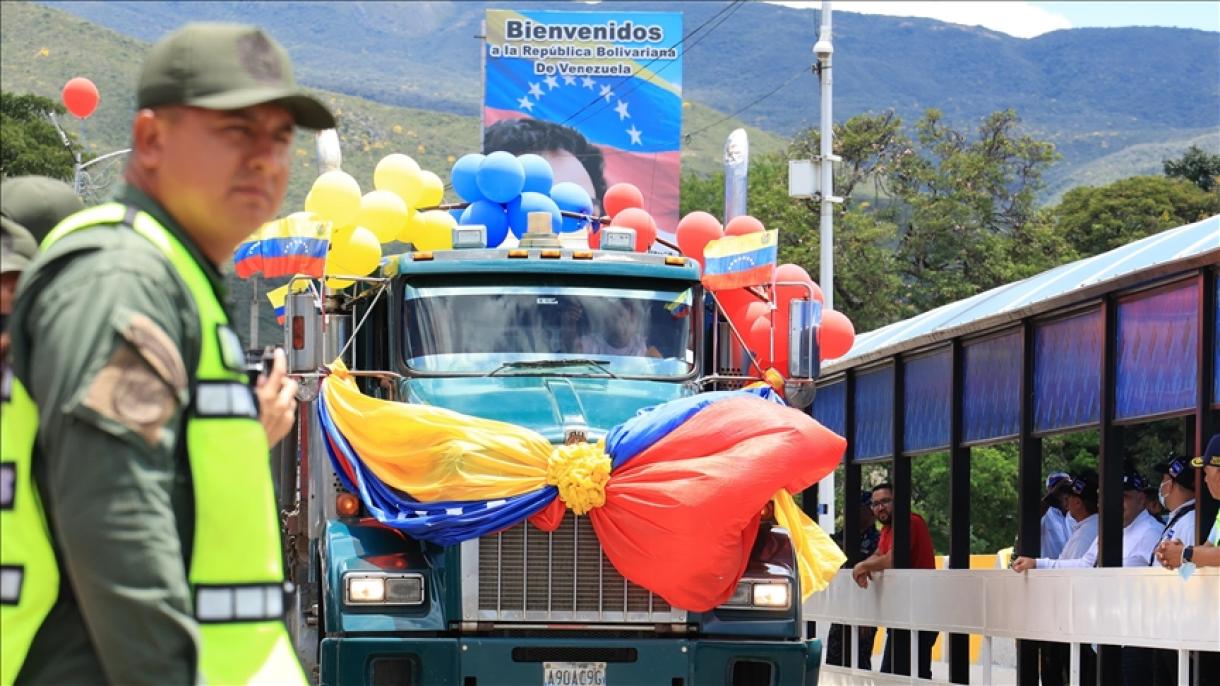 Colombia y Venezuela reabren su frontera común tras años de difíciles lazos bilaterales