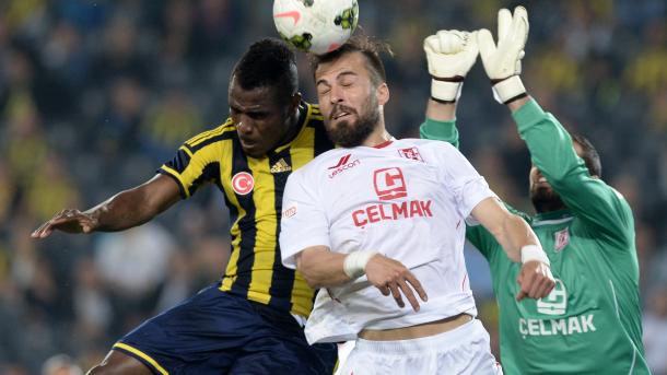 Fenerbahçe e Besiktas medem forças em Kadikoy