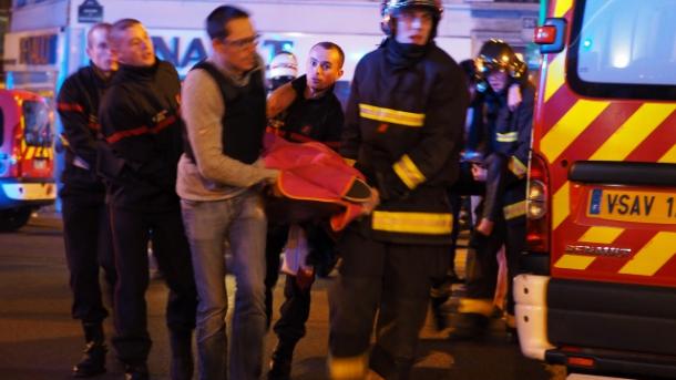 Identifikohen 103 nga 129 viktimat e sulmeve në Paris