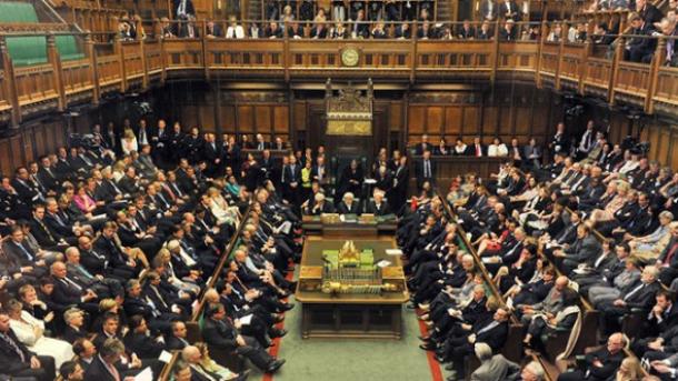 13 musulmanes obtienen escaño en el Parlamento británico