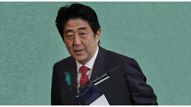 日本の安倍晋三首相、カザフスタンを訪問