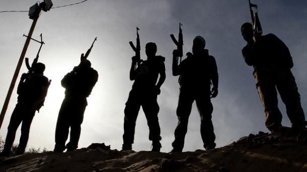 DAESH publikon video, ekzekuton një ushtar Peshmerg
