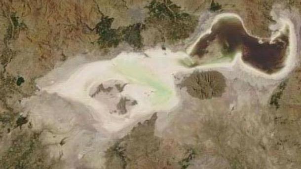 "تخریب محیط زیست امنیت ملی ایران را با مخاطره روبه رو کرده است"