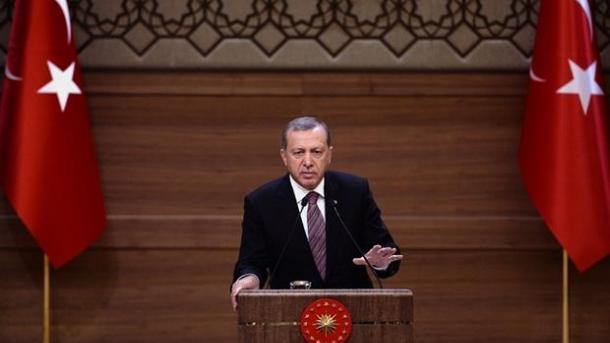 Turquia: Erdogan e Davutoglu celebram o Dia dos Direitos Humanos