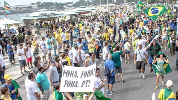 巴西人因奥运示威