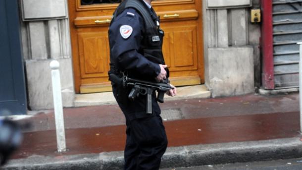 Francia, sventato presunto attacco contro chiesa da parte di uom