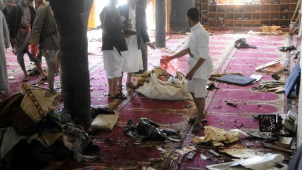 55 mortos em atentados à bomba em duas mesquitas no Iémen