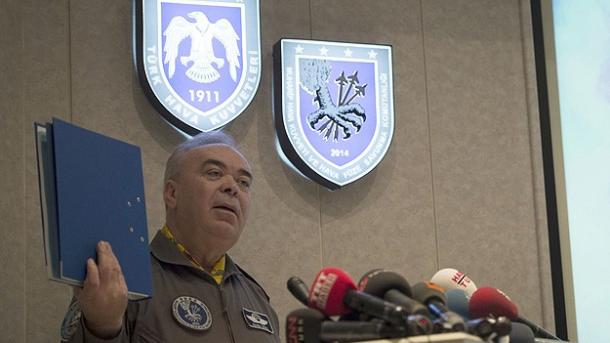 "RF-4E" hərbi kəşfiyyat təyyarələrinin istismarı dayandırılıb
