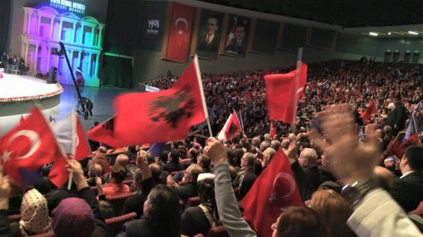 Turqi - Vazhdojnë festat për 7-vjetorin e pavarësisë së Kosovës
