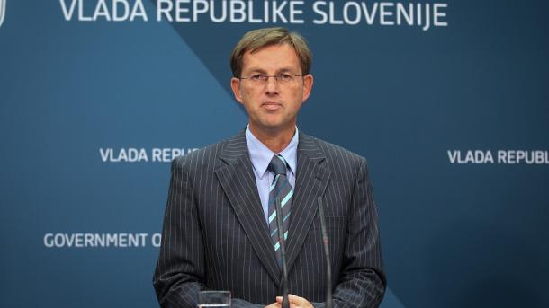 Cerar: Sllovenia do të vendosë pengesa teknike në kufirin kroat