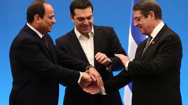 Grecia, ok Eurozona ad aiuti per 1 miliardo dopo ritiro pacchett