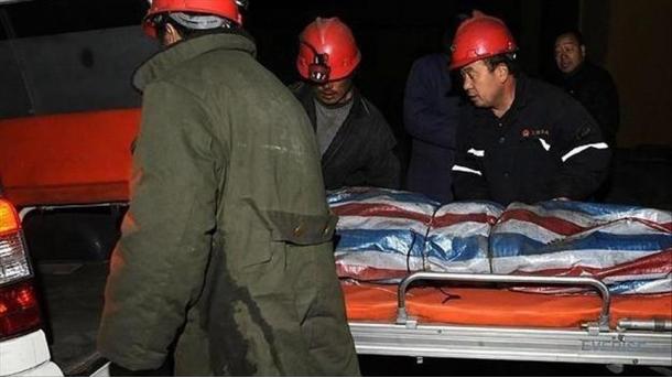 Equipes de resgate recuperam 21 corpos de mina de carvão chinesa