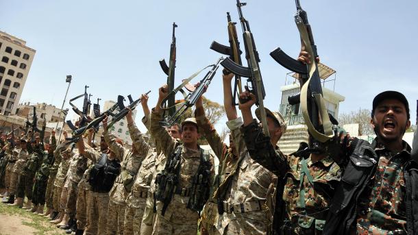 也门总统哈迪解除4名指挥官职务