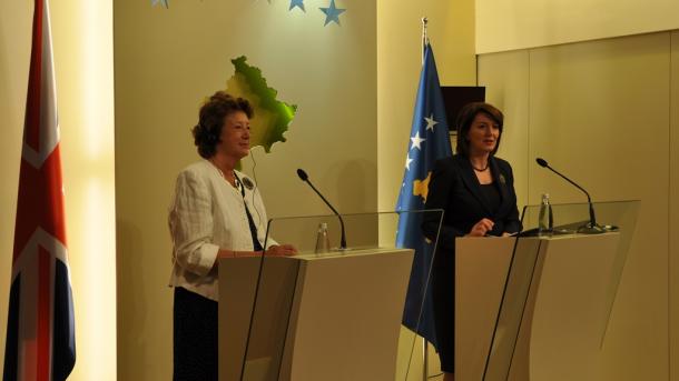 Anelay: Presim që Kosova të mbajë fjalën për krijimin e Speciale