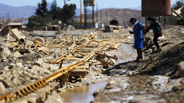 Llega a 14 el saldo de muertos por las lluvias en Chile