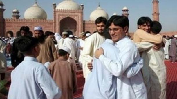 پاکستان میں عید الفطر پر چارروز کی تعطیلات