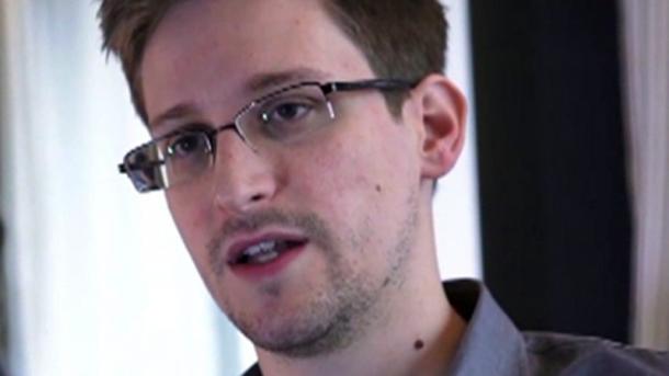 Edward Snowden voltará aos EUA se julgamento justo for concedido