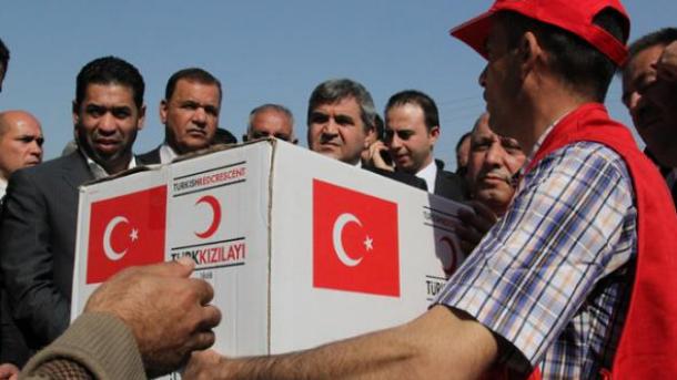 Turquía tiende mano de ayuda a los refugiados en Karbala 