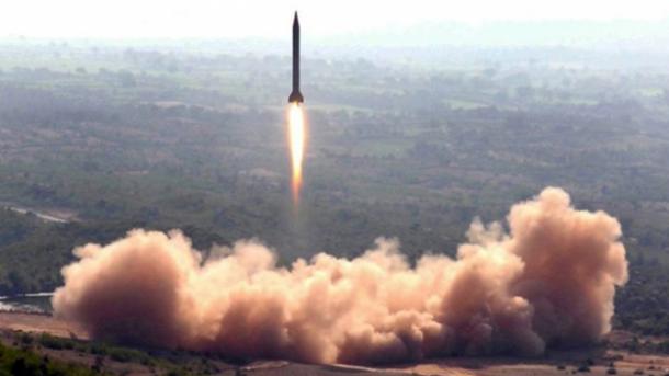 韩国试射了两枚弹道导弹试验