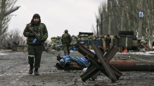 یوکرائن  میں  فوجی دستوں کی بمباری 