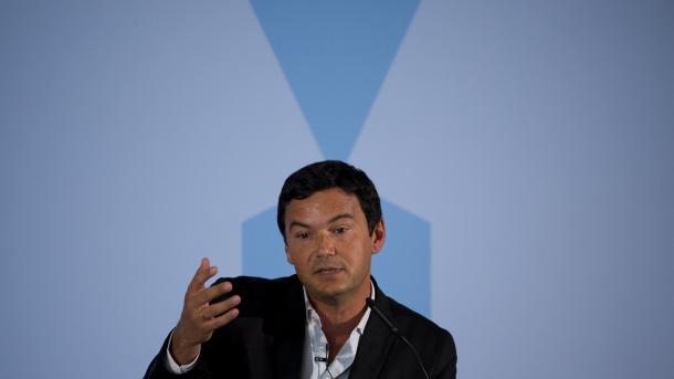 Economista francés Thomas Piketty rechaza la Legión de Honor
