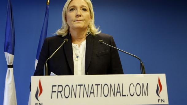 Le Pen: Clinton për presidente, një luftë globale