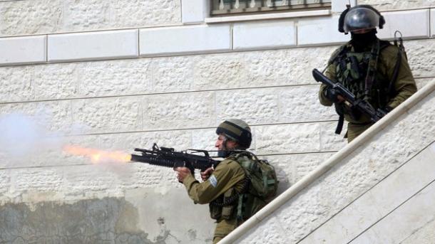 以色列强硬干预巴勒斯坦示威者 20伤