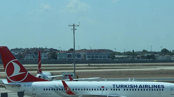 土航今早飞往埃尔比尔飞机返回伊斯坦布尔