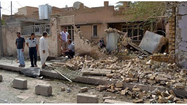 伊拉克一清真寺遭袭致26人死