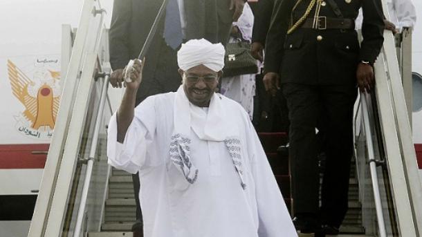 苏丹总统巴希尔返抵首都喀土穆