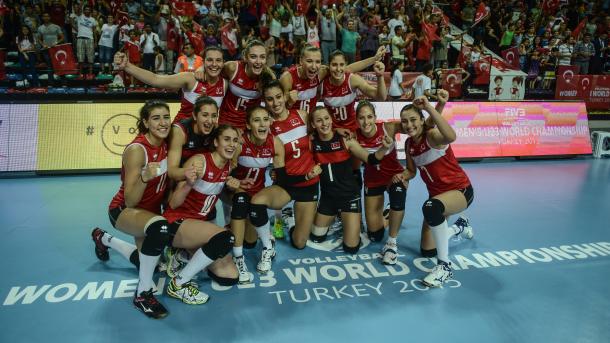 Dünya Voleybol Çempionatında Türkiyə finala yüksəlib