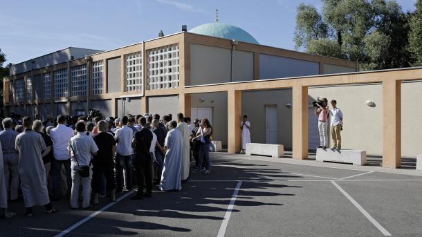 法国清真寺发出呼声