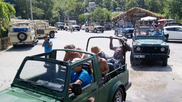 Turqi - Turistët preferojnë aventurat off-road