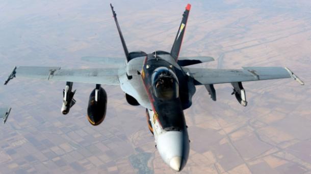 Több tucat légitámadás Szíriában és Irakban