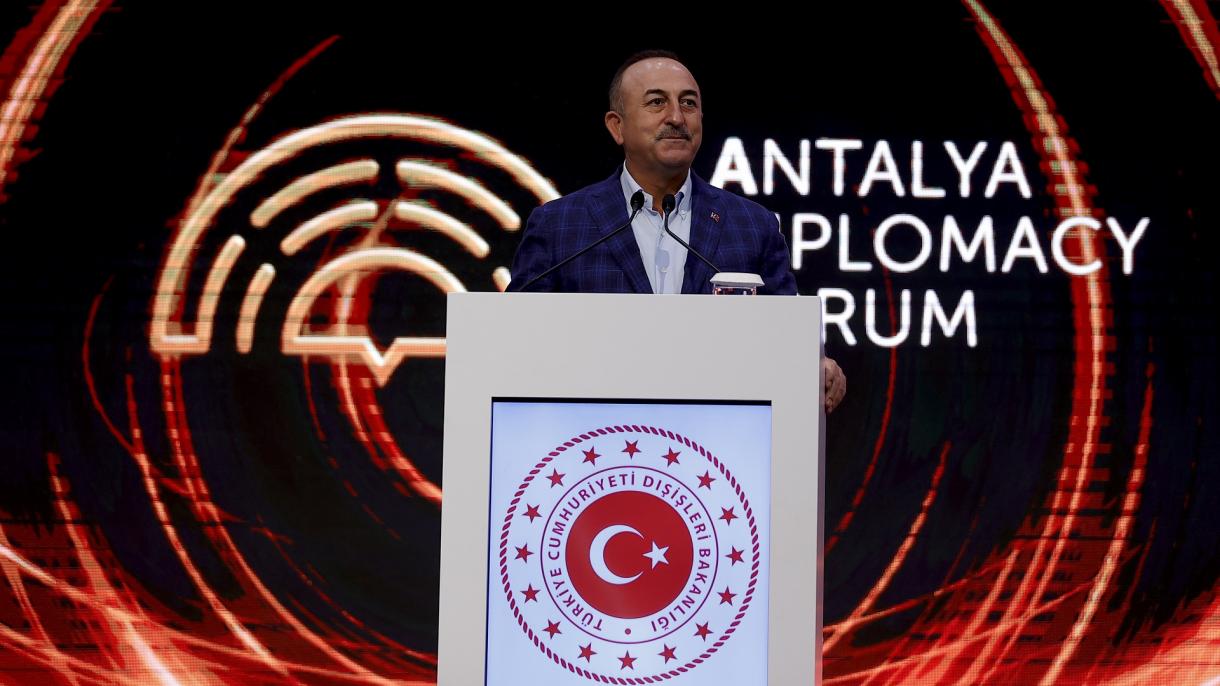 Mevlut Çavusoglu: Greqia duhet të heqë dorë nga provokimet