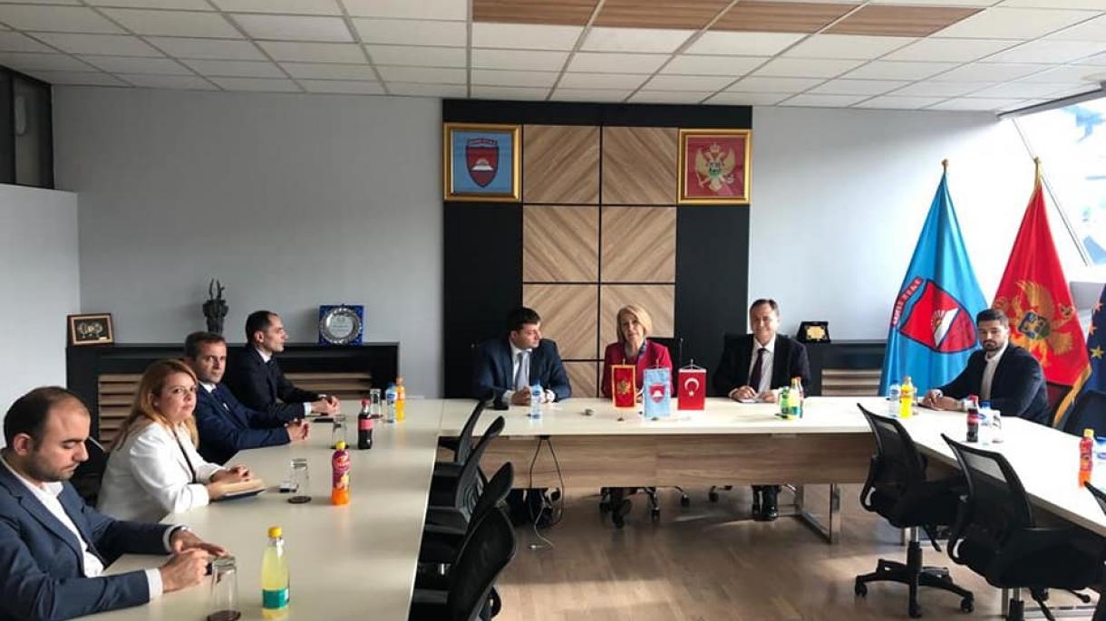 Songül Ozan_Karadağ kuzey illerini ziyaret etti.jpg