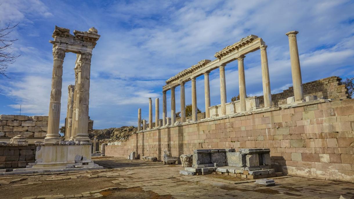 Pérgamo, la legendaria ciudad antigua en Turquía