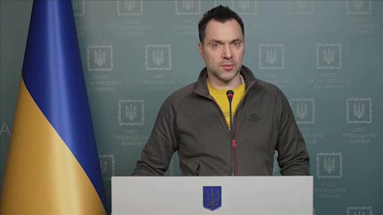 Алексей Арестович Россиянын «Адмирал Эссен» фрегатына зыян келтирилгенин билдирди