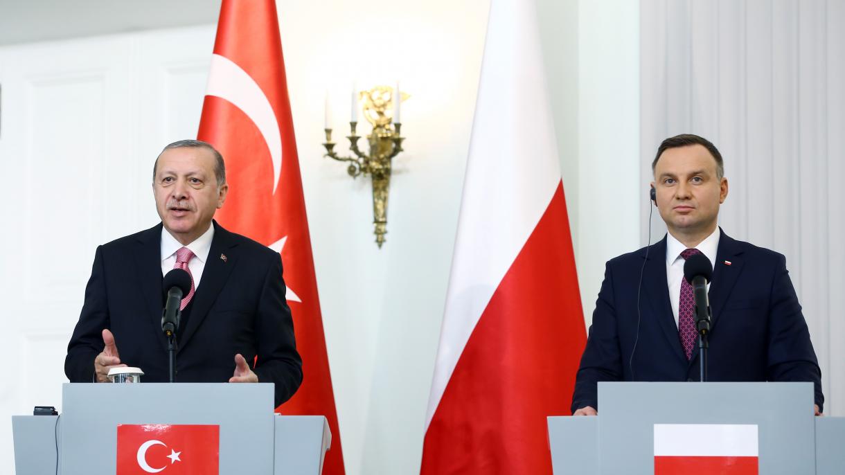 Президент Р. Т. Эрдоган  Польшада Анджей Дуда менен жолугушту