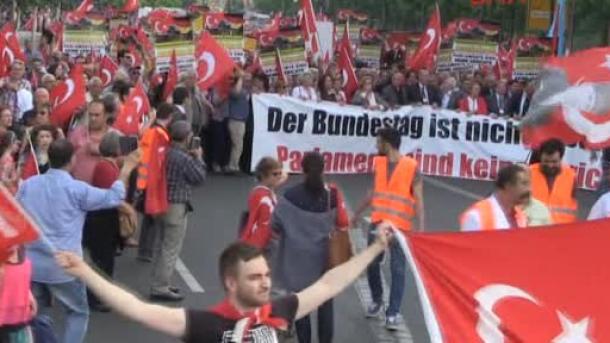 Turci se pripremaju za veliki protestni miting u Berlinu