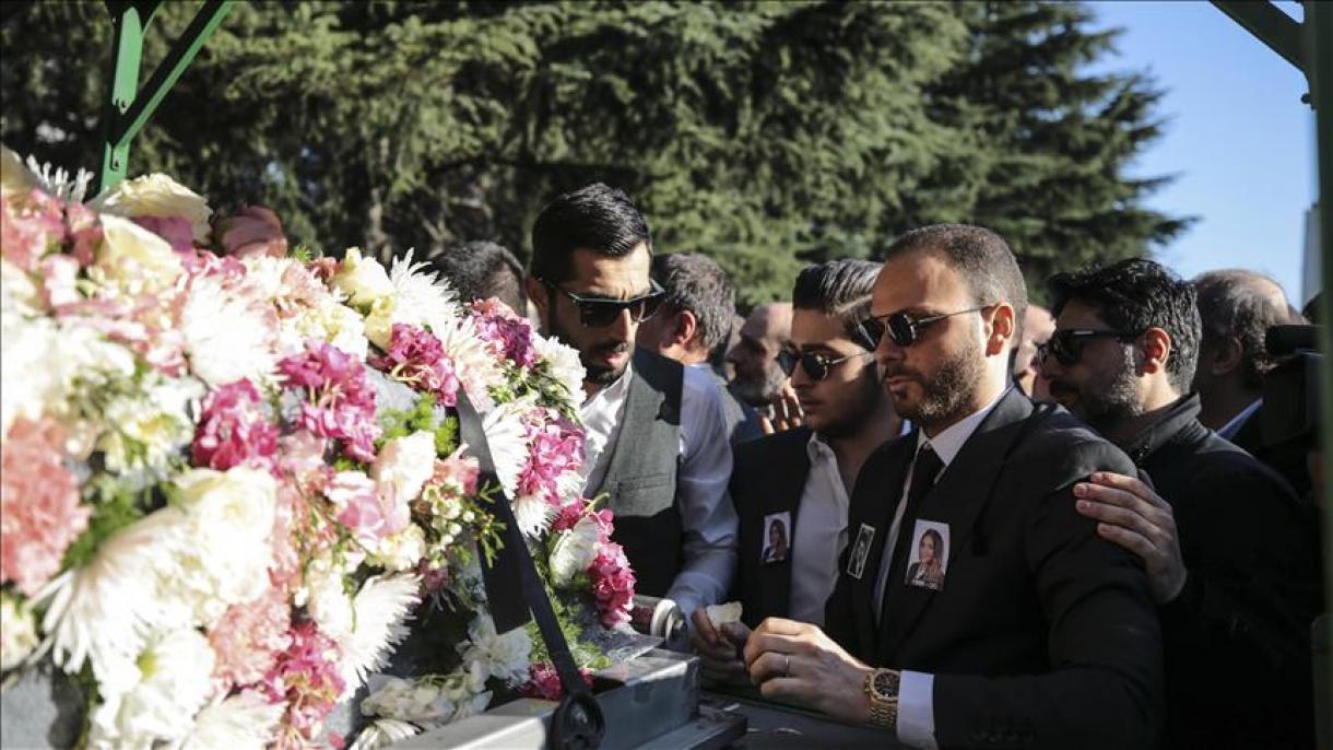اجساد جان باختگان سانحه سقوط طیاره یی تورکیه در ایران تشییع شد