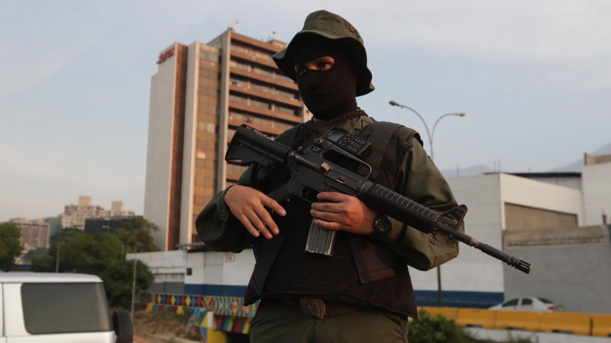 Qeveria e Venezuelës bën përpjekje për zmbrapsjen e tentativës për grusht shtet