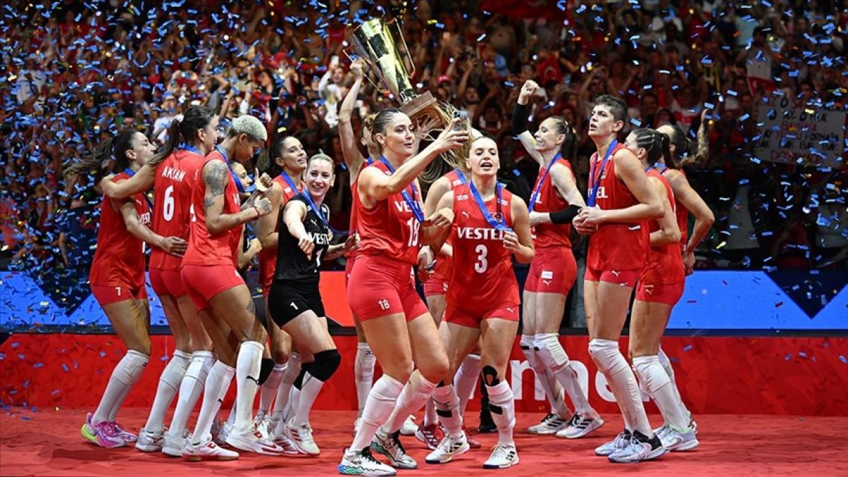 თურქეთის ფრენბურთის ქალთა ეროვნული ნაკრები ევროპის ჩემპიონია...