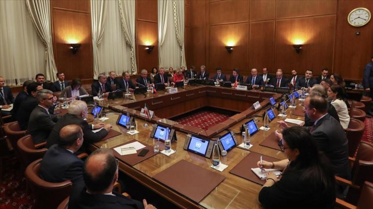 اعلام حمایت کشورهای ضامن از تشکیل کمیته قانون اساسی سوریه